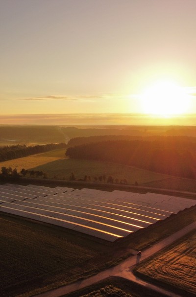 Regionalstrom_PV_Solarpark_Freifläche_Strom_Feld_Lichtenau