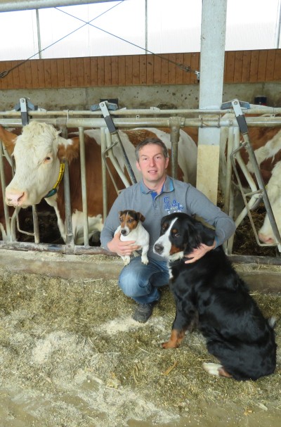 Biogas_Regionalstrom_Bernd Ortner_Stall_Tiere_Strom_PV